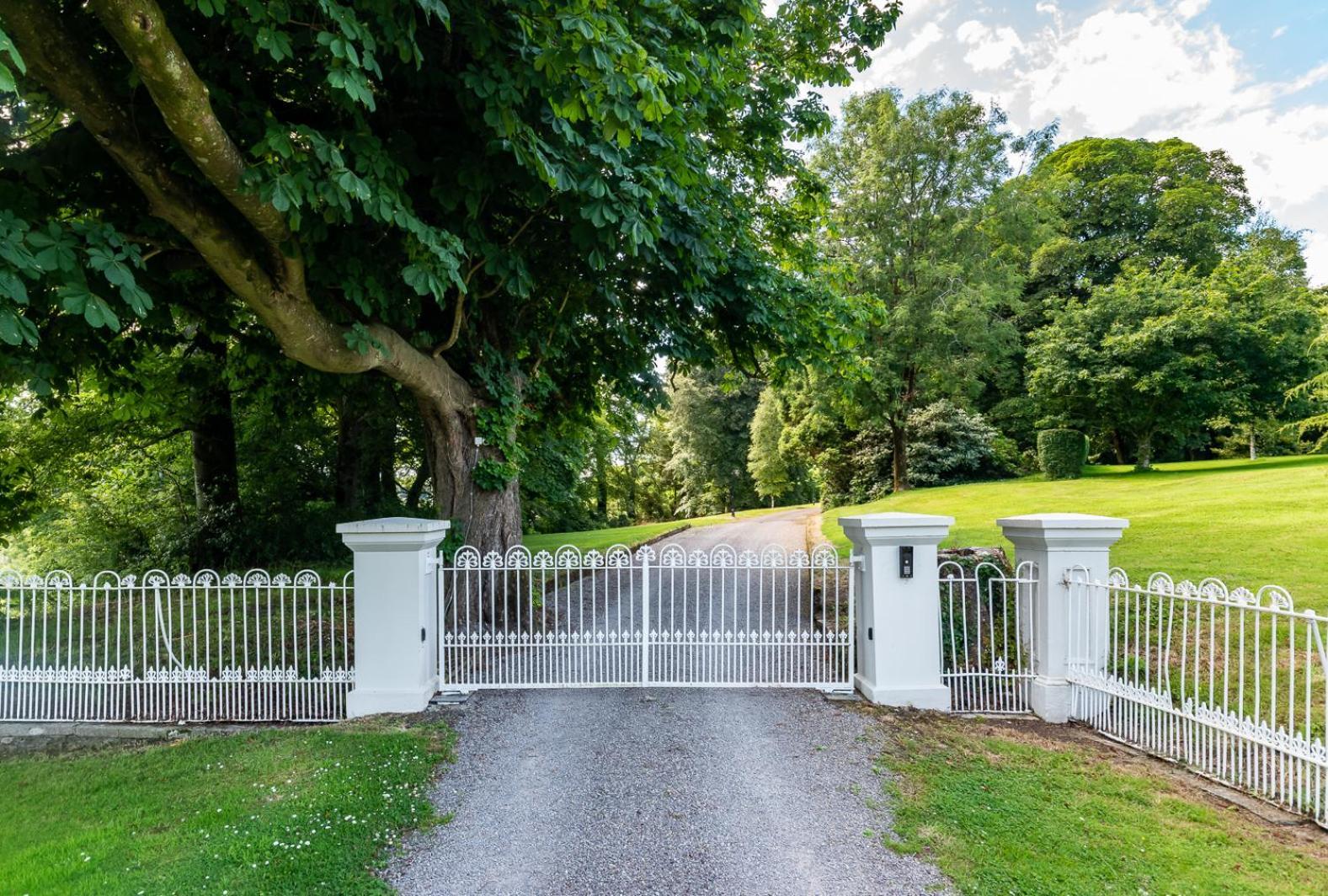 Luxury Country Mansion In West Cork Villa Bandon Exterior photo